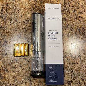 Electric wine opener